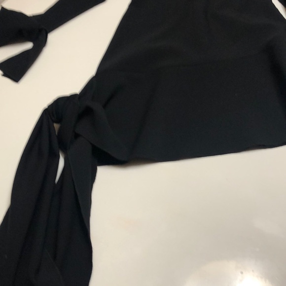 Alexis Black Dress Ties at Wrists & Thigh - Picture 5 of 6